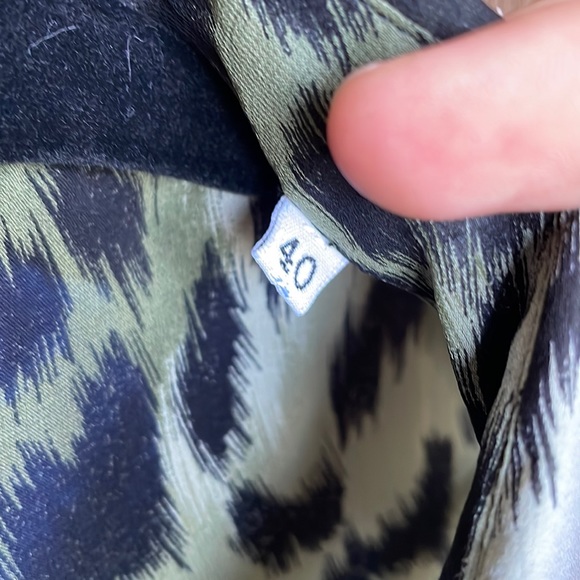 Rare Silk Sheer Versace Leopard print Zeus head button up shirt - Picture 12 of 16